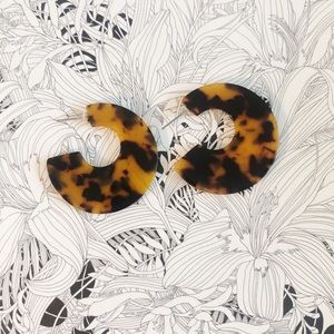 Torti Resin Post Earring